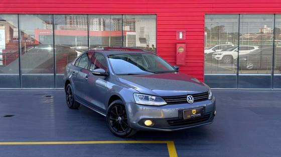 VOLKSWAGEN JETTA 2.0 COMFORTLINE FLEX 4P TIPTRONIC VOLKSWAGEN JETTA 2.0 COMFORTLINE FLEX 4P TIPTRONIC